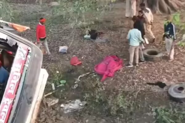 One killed over 25 passengers injured as bus overturns in Mokama